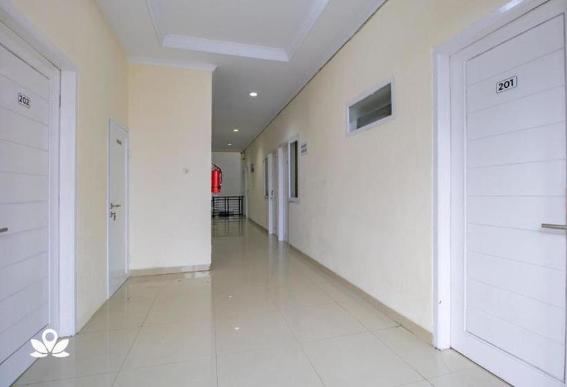 فندق De 80's Matraman