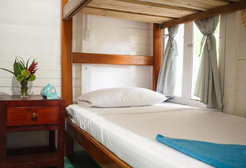 Hotel Cabañas Los Almendros