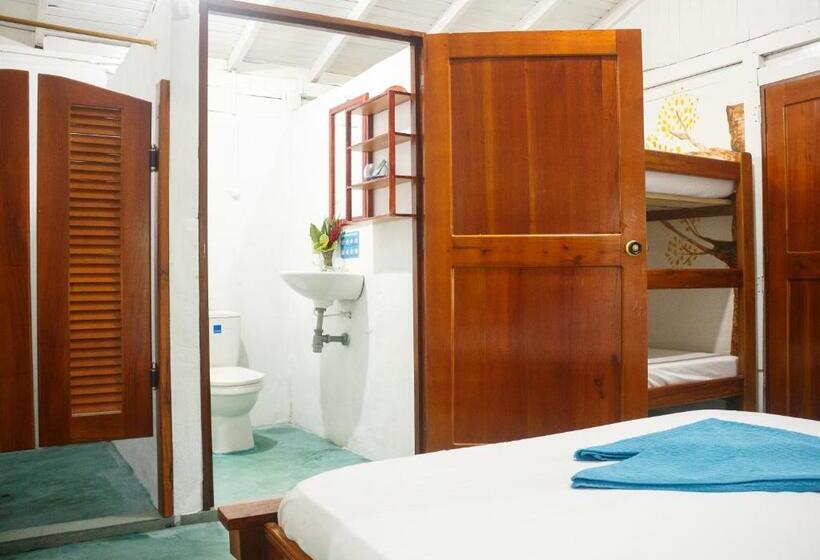 Hotel Cabañas Los Almendros