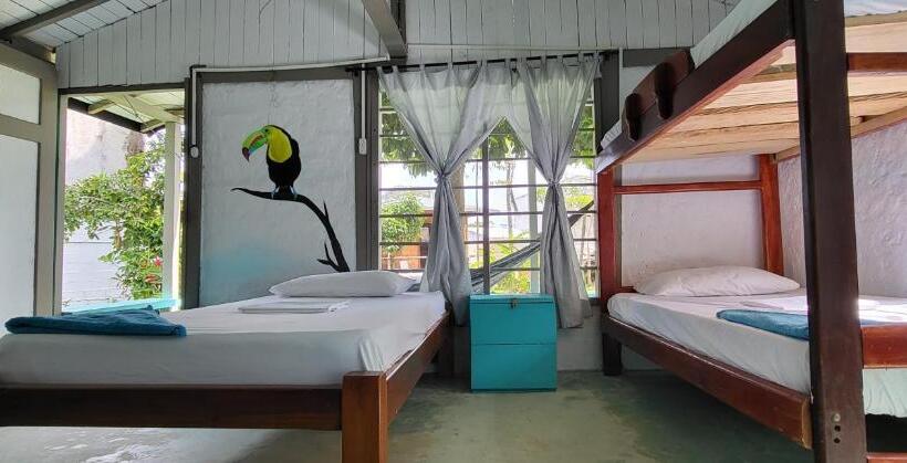 Hotel Cabañas Los Almendros