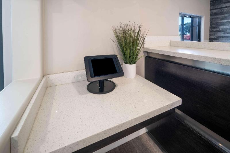 酒店 Days Inn By Wyndham Galt   Elk Grove South