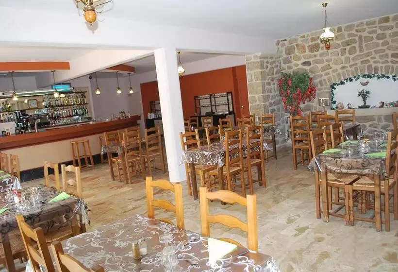 Hotelli Hôtel Des Voyageurs