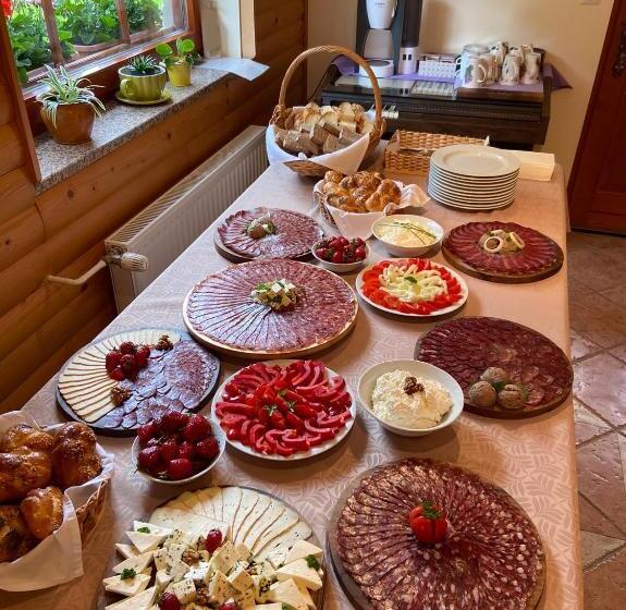 هتل Turistična Kmetija čerček