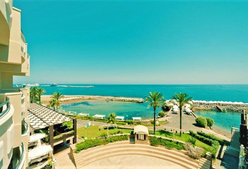 هتل Vuni Palace Luxury Resort & Beach & Casino