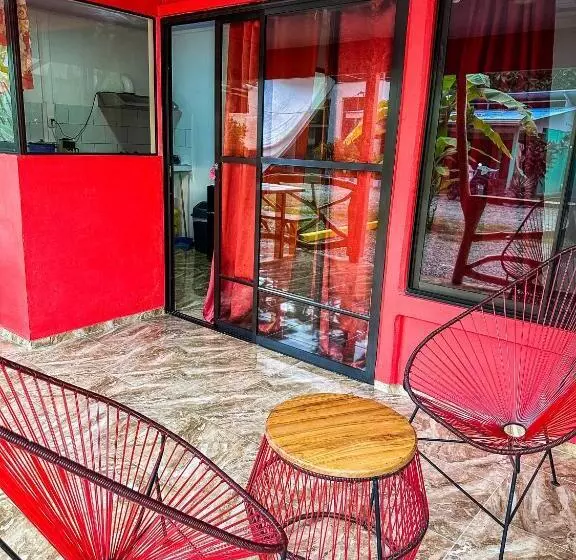 ペンション Casitas Coloradas Puerto Viejo