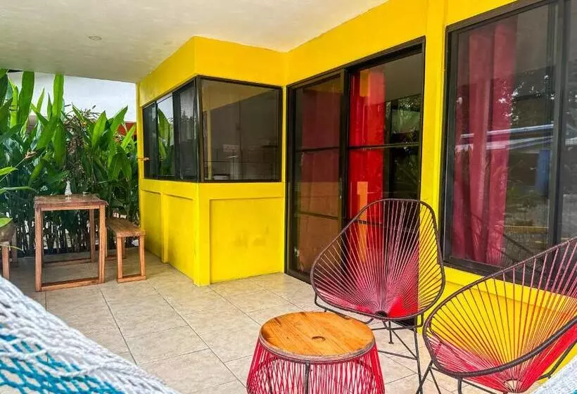ペンション Casitas Coloradas Puerto Viejo