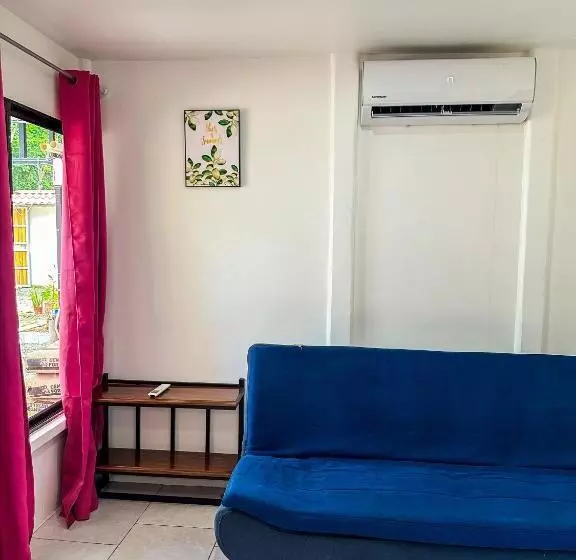 ペンション Casitas Coloradas Puerto Viejo