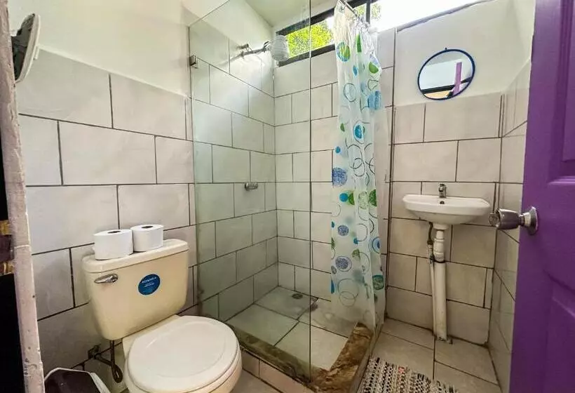 ペンション Casitas Coloradas Puerto Viejo