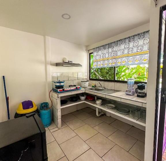 پانسیون Casitas Coloradas Puerto Viejo