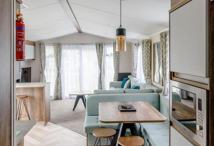 리조트 Grange Leisure Park