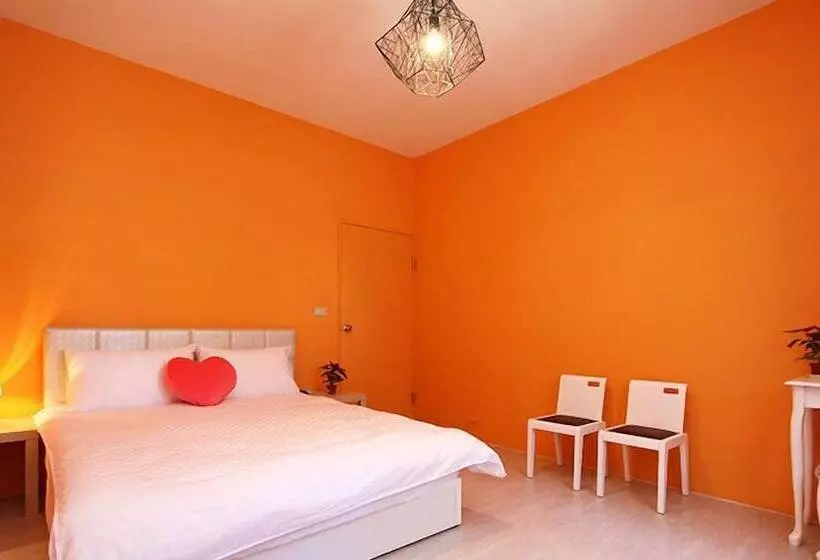 تختخواب و صبحانه Lucky Taitung