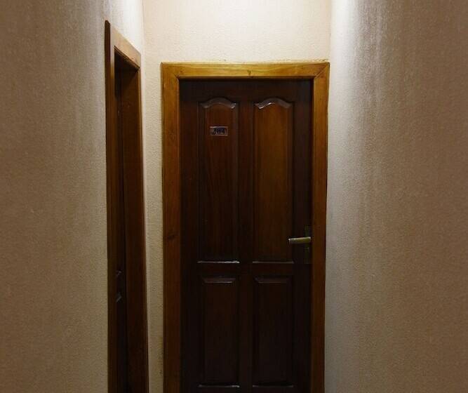 בית מלון כפרי Sain Regincy