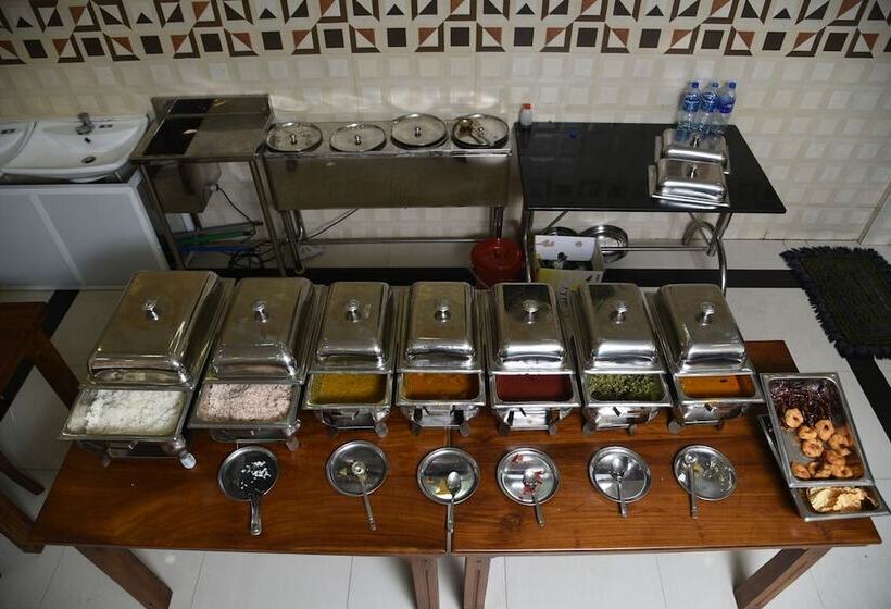 בית מלון כפרי Sain Regincy