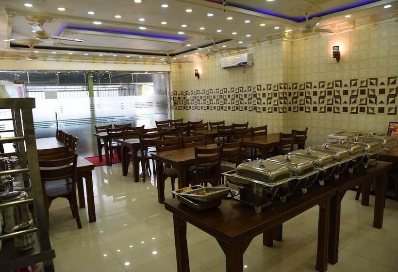 בית מלון כפרי Sain Regincy