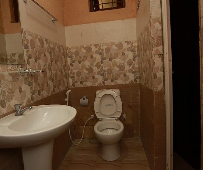 בית מלון כפרי Sain Regincy