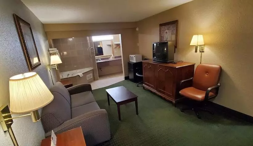 호텔 Fairbridge Inn & Suites