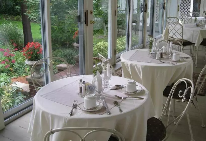 בית מלון כפרי Maplewood