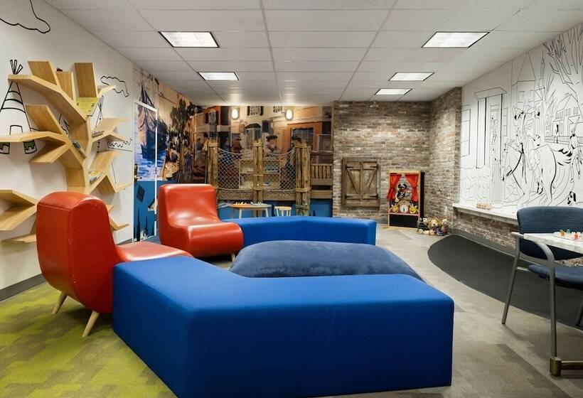 هتل Marriott Vacation Club® At Custom House, Boston