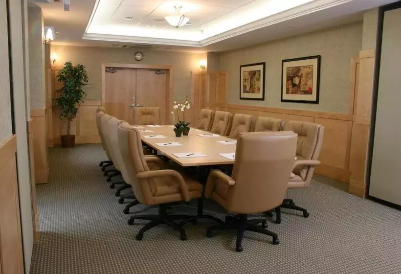 فندق Montauk Manor