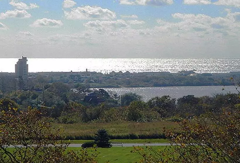 فندق Montauk Manor