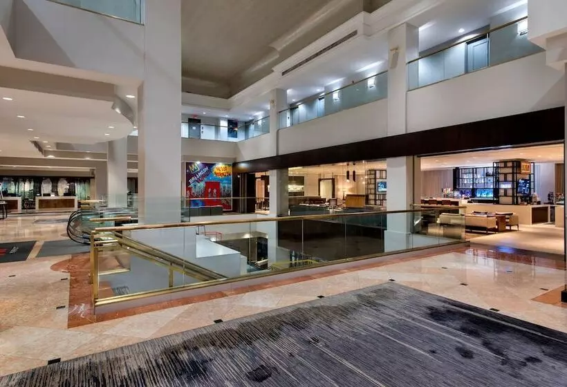 فندق New York Marriott At The Brooklyn Bridge