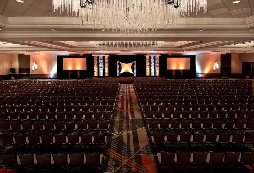 فندق New York Marriott At The Brooklyn Bridge