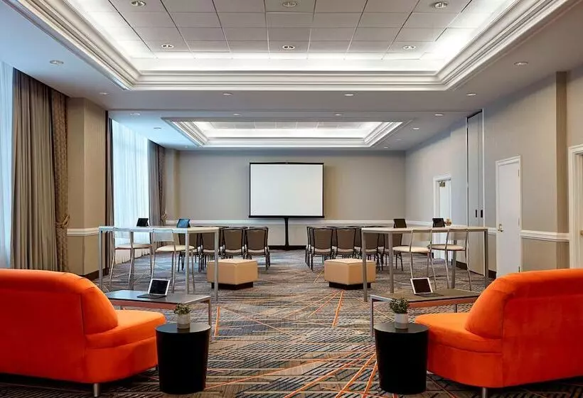 فندق New York Marriott At The Brooklyn Bridge