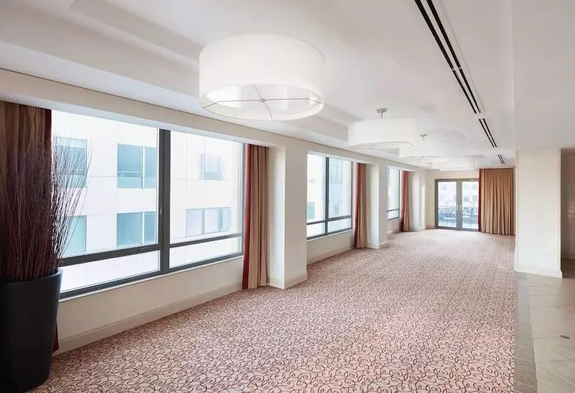 فندق New York Marriott At The Brooklyn Bridge