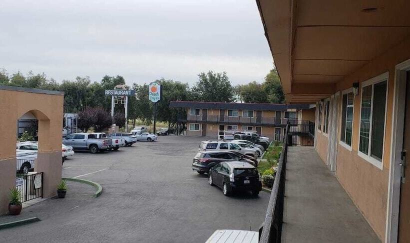 酒店 Peach City Inn   Marysville/yuba City