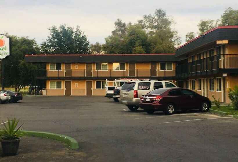 酒店 Peach City Inn   Marysville/yuba City