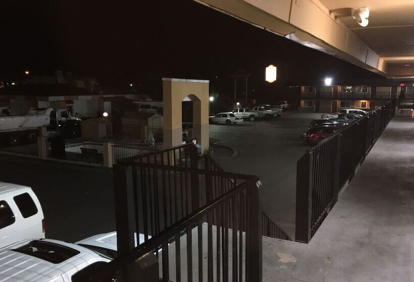 酒店 Peach City Inn   Marysville/yuba City