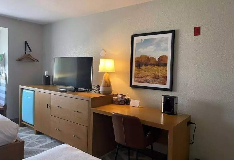 Отель Tempest, Trademark Collection By Wyndham