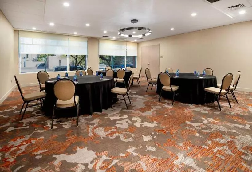 호텔 Tucson Marriott University Park