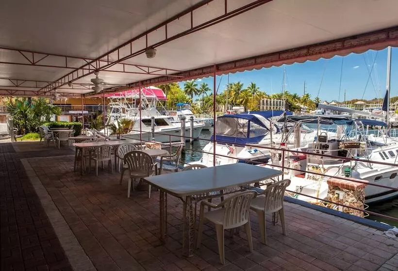 Marina Del Mar Resort And Marina