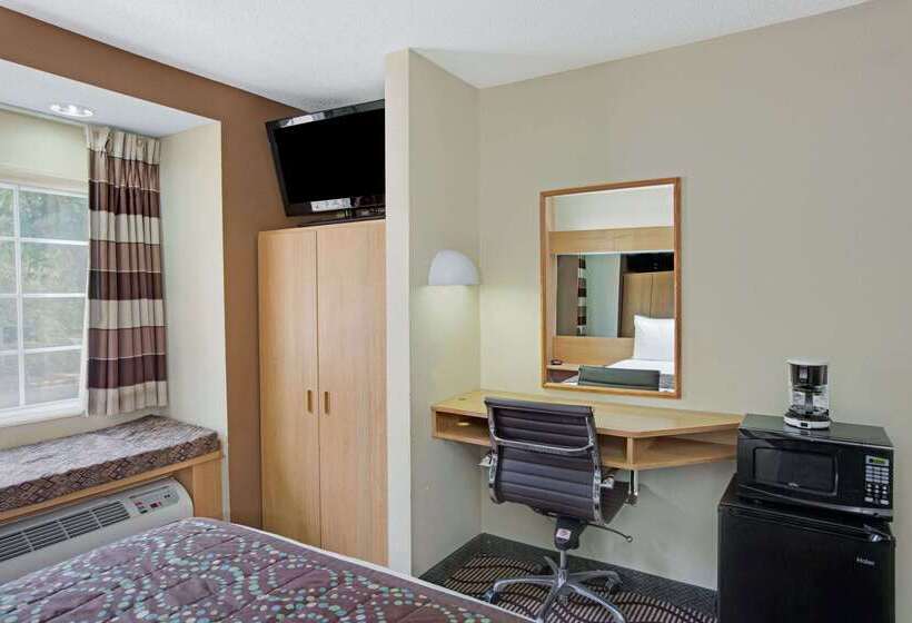 Microtel Inn By Wyndham University Place