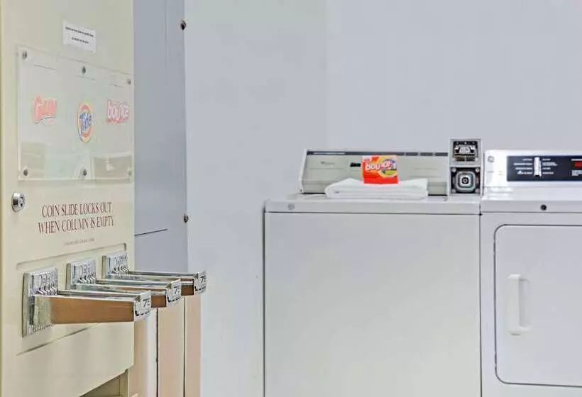 Microtel Inn By Wyndham University Place