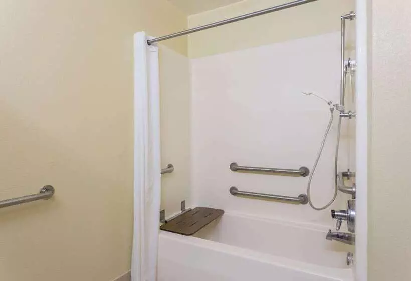 Microtel Inn & Suites Cottondale