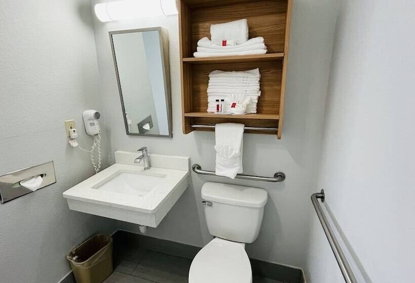 Microtel Inn & Suites Cottondale