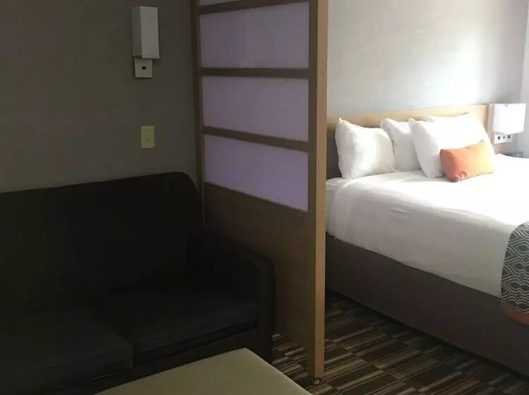 Microtel Inn & Suites By Wyndham Florence