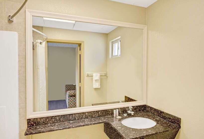 모텔 Super 8 By Wyndham Milford/new Haven