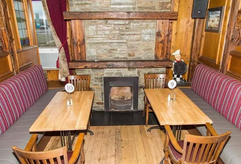 Hotelli The Frontier