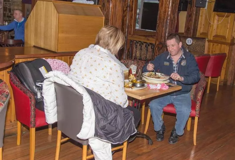 Hotelli The Frontier