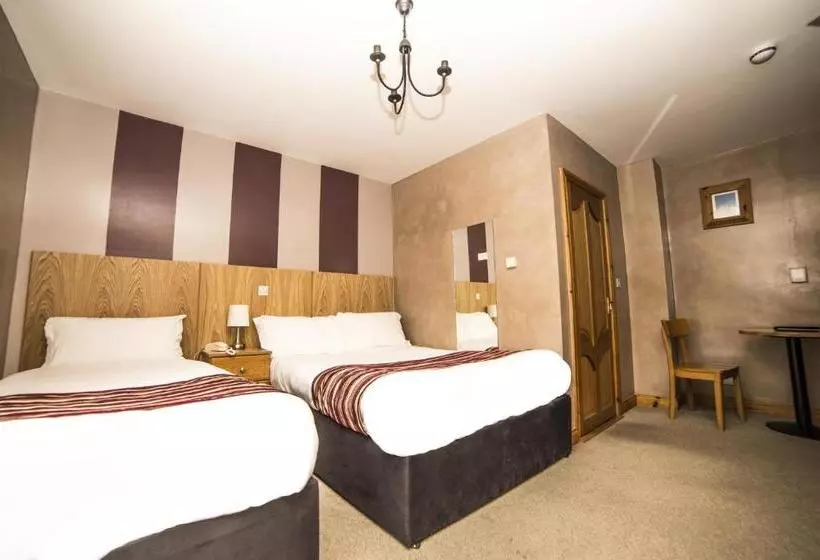 Hotelli The Frontier