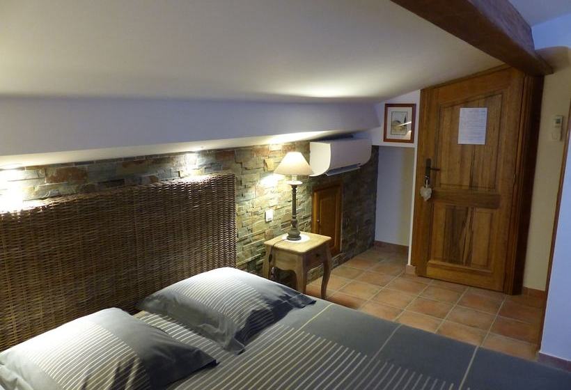 Bed and Breakfast La Bastide Des Pignes