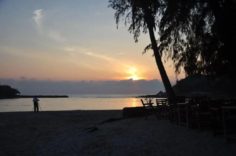 هتل Samui Honey Backpacker Bungalow