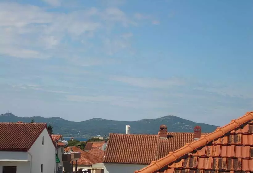 ペンション Apartments & Rooms Tea