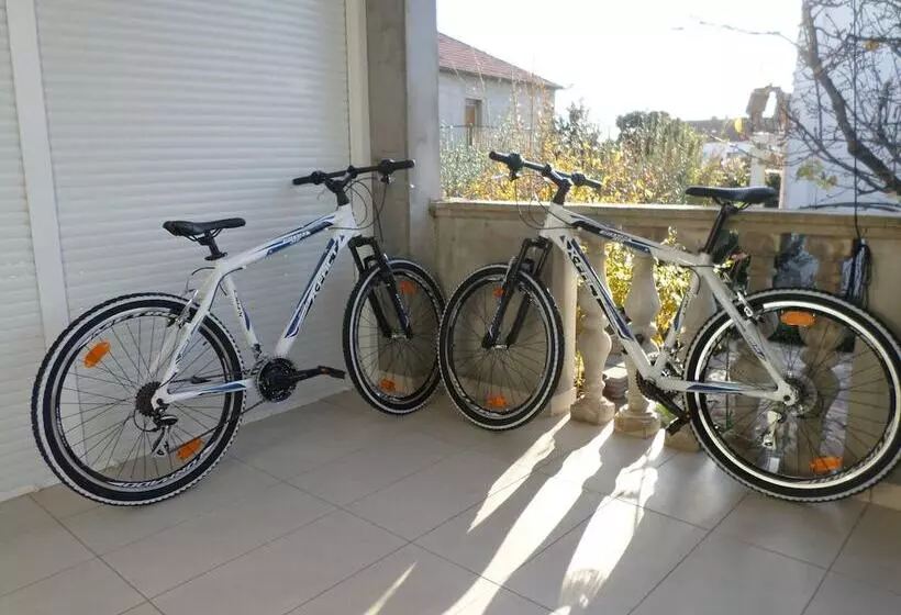 ペンション Apartments & Rooms Tea