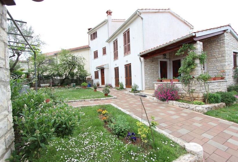 Пансион Guest House Liliana