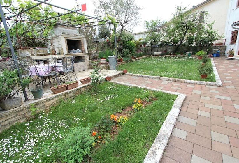 Пансион Guest House Liliana