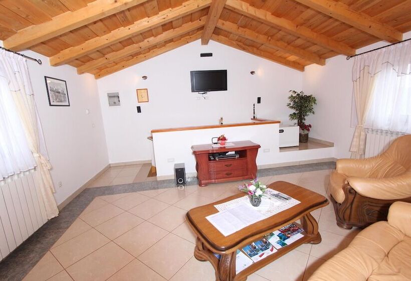 Пансион Guest House Liliana